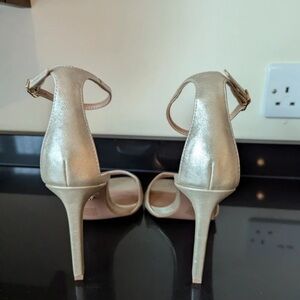 Chic Metallic High Heel Sandals